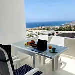 Arnold's Ocean View, Air Conditioner, Apartament *