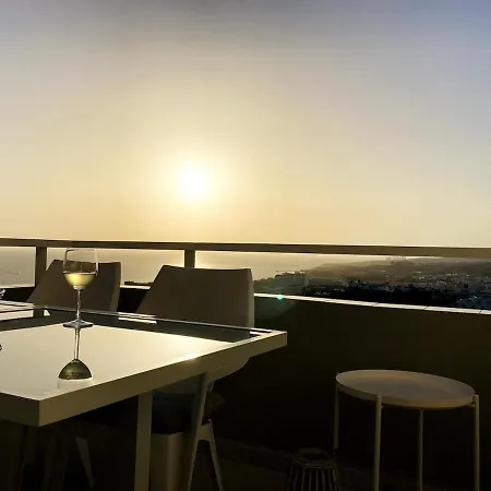 Arnold's Ocean View, Air Conditioner, 아데제