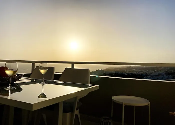 Arnold's Ocean View, Air Conditioner, 아데제