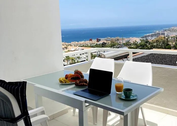 Arnold's Ocean View, Air Conditioner, Apartament *